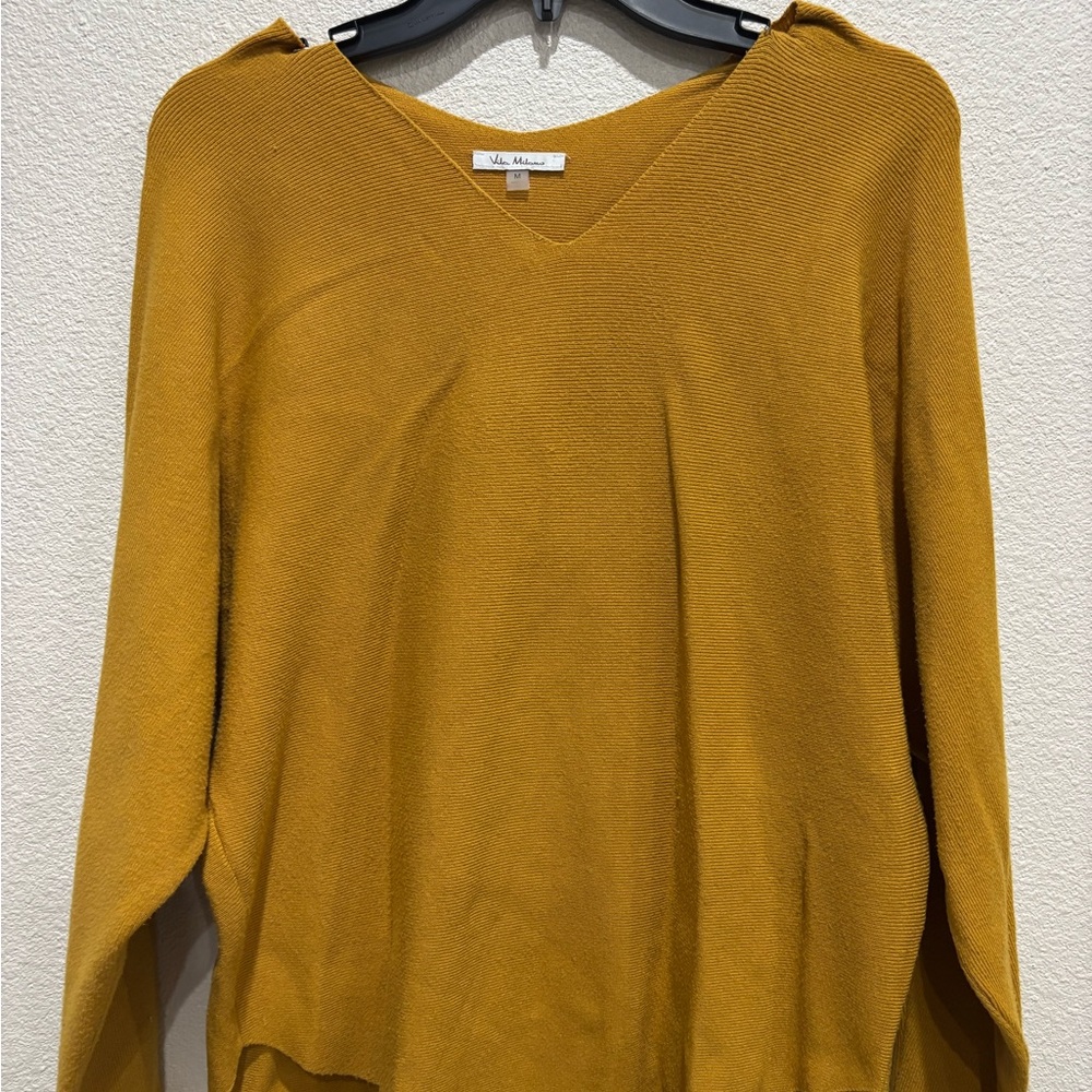 Milano Yellow V-Neck Sweater Lightweight Knit